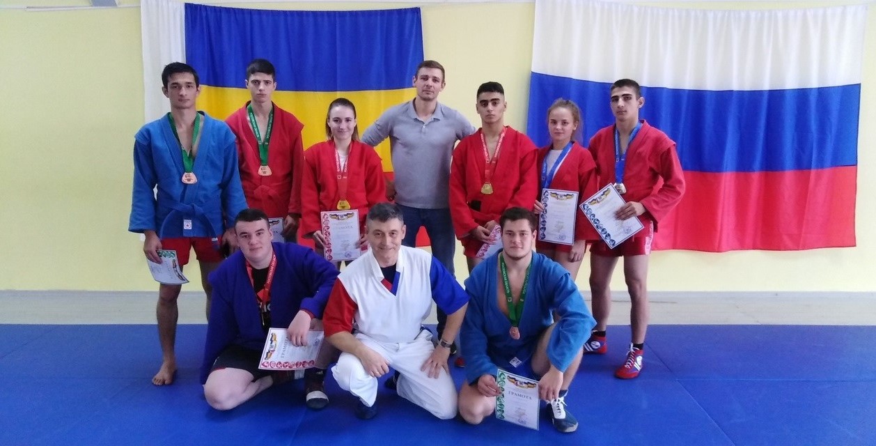 В Ростовской области прошел ряд соревнований различного уровня по самбо 26.10.19