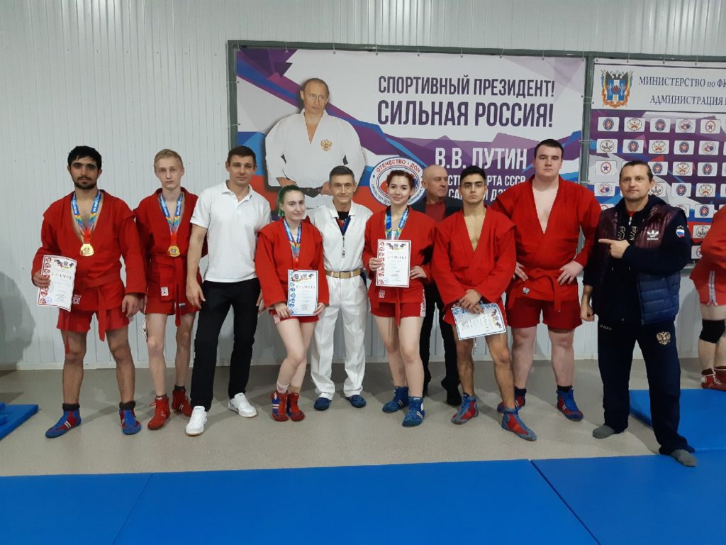 30 октября 2020 года в г. Белая Калитва прошло Первенство Ростовской области по самбо среди юниоров и юниорок до 21 года.